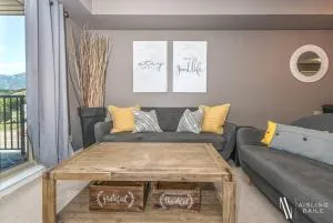 Contemporary, Cozy, Pool, Hot Tub, Lake Front - Panorama