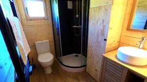 Campings Glamping Terre & Mer : photos des chambres