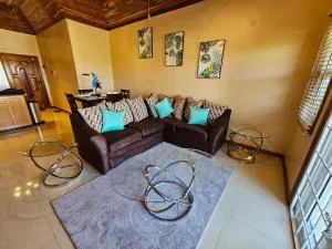 Pearls of Liguanea Oasis - Barbican