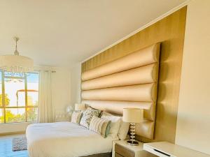 ZALS -Luxury Accommodation Island Club Century City
