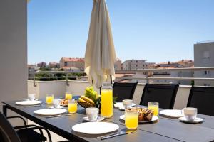 Rose Penthouse Apartment Split