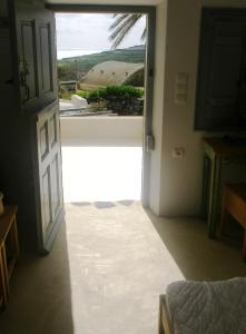 Palm Tree Studio with beautiful view - 2 persons