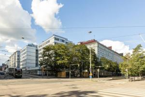 Moderni asunto kalliossa