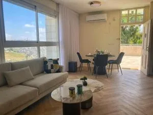 ניצוץ הר ציון - 耶鲁沙拉伊姆