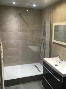 Appartements Vue du Doubs T4 cosy tres bien situe : photos des chambres