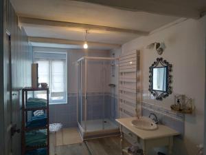 Maisons de vacances Maison de caractere proche mer 6 lits 2SdB 2wc : photos des chambres