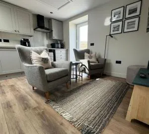 Nᴼ 21 Beautiful Cosy Modern Traditional Cottage - Port of Ness