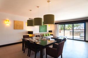 Aldea Thai Tropical Oasis Steps to the Beach