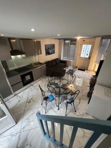 Appartements Maison de ville avec terrasse : photos des chambres