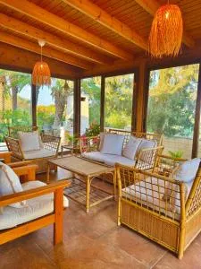 Bamboo sea view home - Pendákomo