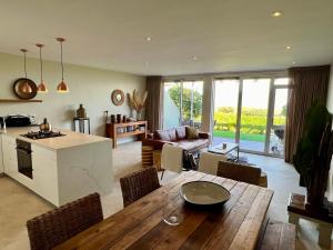 Dolphin Beach Cabana