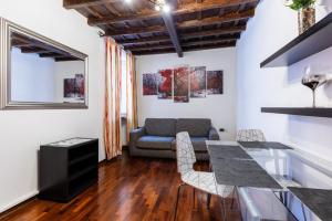 Navona Open Space Apartments