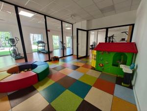 Dwie Sosny i Świerk 2