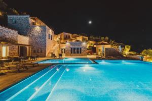 Sampatiki Suites & Spa - Luxury Seaview Suites - Opened 2024