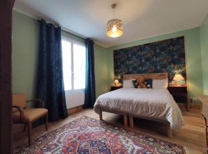 Right between two coast lines