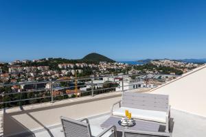 MARLEA sea-view apartments 