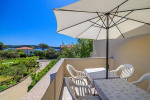 Apartments and Room Petar