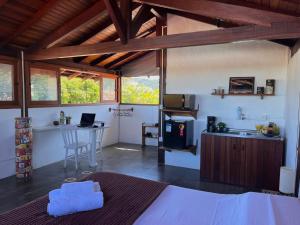 Espaço com Studios Rústicos na Lagoa da Conceição, Ar Condicionado e WiFi