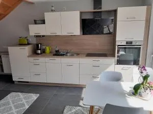 Ferienwohnung Am Bergpark - فايسفاسر