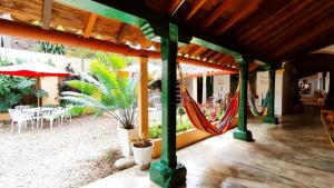 HOTEL NIETO MOMPOX, ubicado en el corazón del centro histórico, frente al rio magdalena en zona de malecón