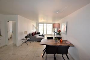 Teckhaus-2-6-Strandlaeufer-H-5-Uebern