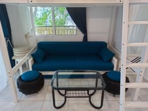 Josuaz Blue Apartment