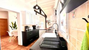 Oasis Beach Holiday Home with jacuzzi