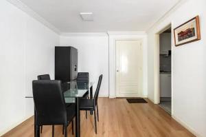 La Carolina República del Salvador Quito