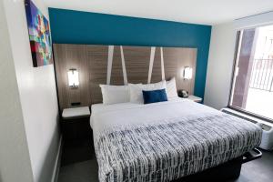 Queen Room - Non-Smoking room in Baymont Inn & Suites Chattanooga