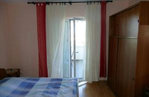 Apartments with parking space Barbat, Rab - 23180