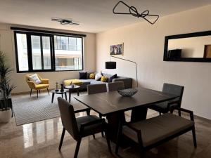 Depa Luxe 2HAB con Alberca y Playa Caminando