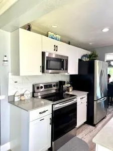 Modern Lake View Townhouse - بلانتايشن