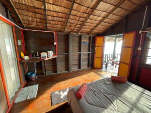 Beach Shack Tioman - Beachfront Seaview