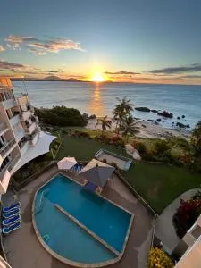 Coral Cove Apartments - Absolute Beachfront Resort Bowen - Collinsville