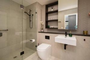 Sky Maiden on King with Private Terrace