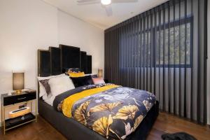 Sky Maiden on King with Private Terrace