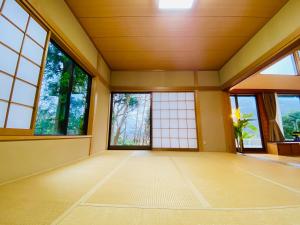 ガラスの森美術館近く 仙石原広々別荘 bbq完備