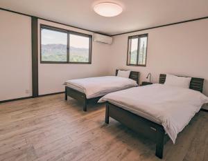 Crows Nest Norikura by JAMSZ ROYALE