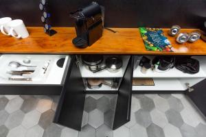 Studio a 100m Bosque, Centro e Cambuí- Home Office, Piscina, Sauna, Jacuzzi, Fitness