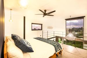 Contemporary Loft 200m from Canggu Shoreline