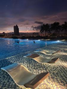 Newly Furnished Metropol Service Apartment with Attractive View