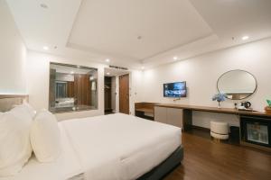 Love St - Hanoi Hotel