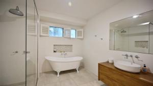 Number 10 Tirriki Street