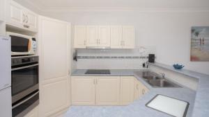 Apartment 16 - The Meridian