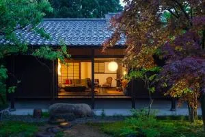 芸術監督の宿”寂林” - Awasu