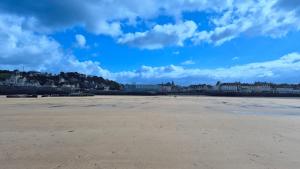 Maisons de vacances L'Arromanchaise - Gold Beach : photos des chambres
