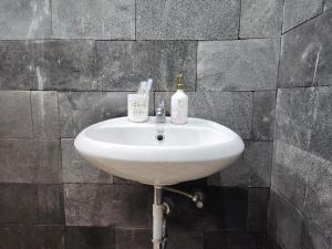 Siti Villa Srimpi Minimalist