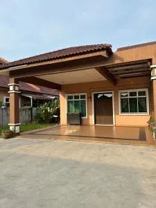 Jannatul Salsabil Homestay - Kampong Bukit Rambai