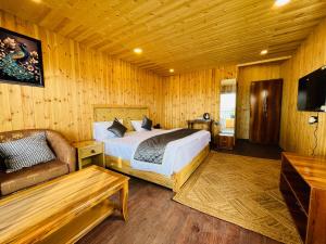 The Grand View Resort Buranskhanda Dhanaulti