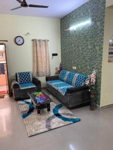 KesarHomes-HomeStay- FLT202-2nd Flr-2BHK-APT-AC-Lift-Kukatpally